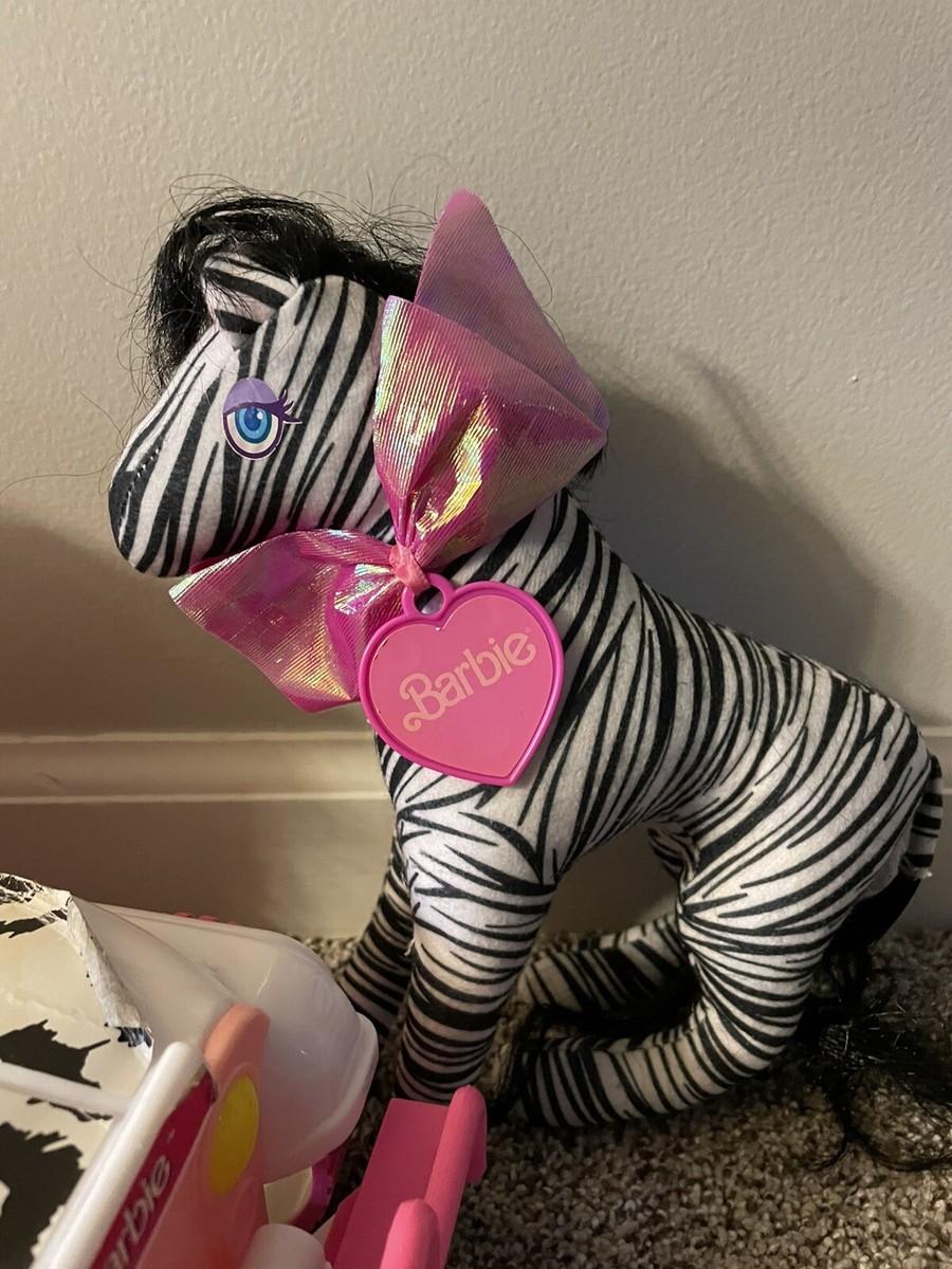 Vintage BARBIE Animal Lovin' Safari Scout JEEP Doll Zebra Panda