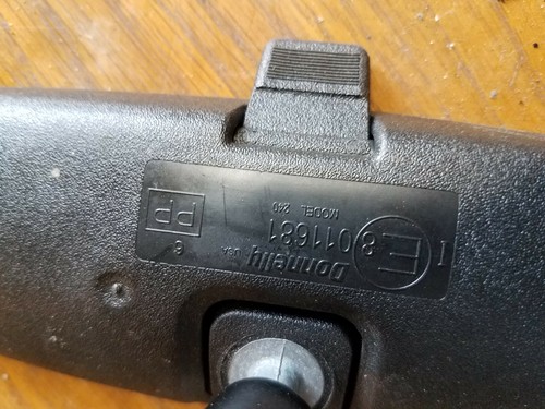 02-07 Jeep Liberty - Rear View Mirror Donnelly 011681 OEM Interior - Picture 3 of 3