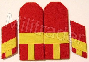 Korean-Army-DPRK-Master-Sergeant-Collar-and-Shoulder-Boards-Set