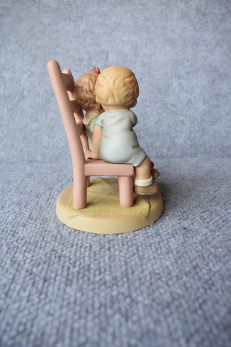 Enesco Memories of Yesterday Loving Each Other Is The Nicest Thing We've Got - Picture 3 of 8