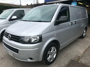 2014-64-Volkswagen-Transporter-2-0TDI-140-LWB-T32-Highline-NO-VAT