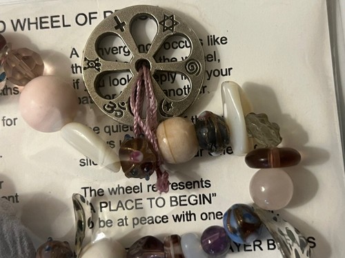 Vintage Beaded Wheel of Peace Unity Bracelet Never Opened Earth Tones - Picture 3 of 7