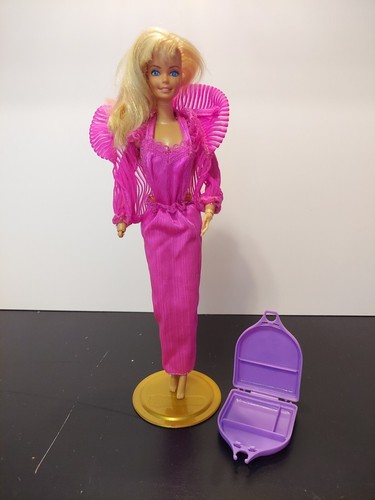 1979 Beauty Secerts Barbie Puppe #1290 Original Kleidung & Zubehör *WIE BESEHEN* - Bild 1 von 18