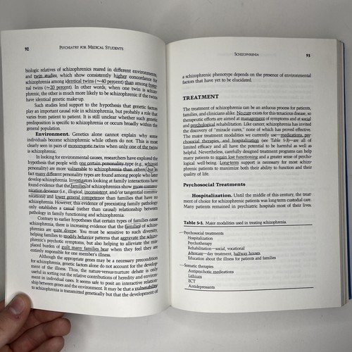 Psychiatry For Medical Students by Robert Waldinger Hardcover 2nd Printing 1984 - Imagen 9 de 18