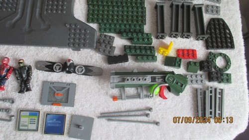 Mega Bloks Spiderman 3 Secret Lab Assault Building Set 2007 - Imagen 3 de 10