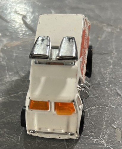 HOT WHEELS COOL ONE ICE CREAM Drag Van ORANGE VERSION 2004 Front Window Defect - Picture 2 of 6