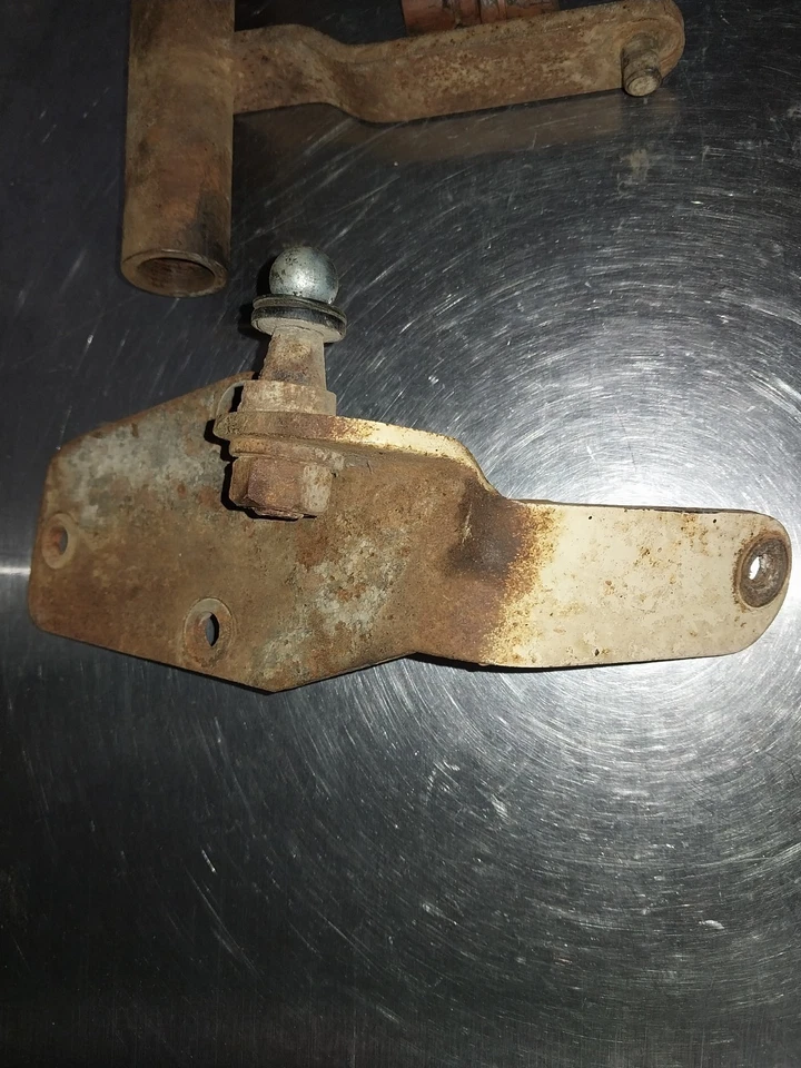 1981-93 Dodge Ramcharger D250 W150 MANUAL TRANSMISSION 4 SPD Z BAR & CAB MOUNT - Image 3 of 4