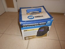 MILLER AUTO DARKENING WELDING HELMET MILLER PERFORMANCE SERIES XLI
