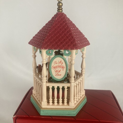 Hallmark Keepsake Sweetheart Gazebo Christmas Ornament 1986 Handcrafted - Picture 6 of 7