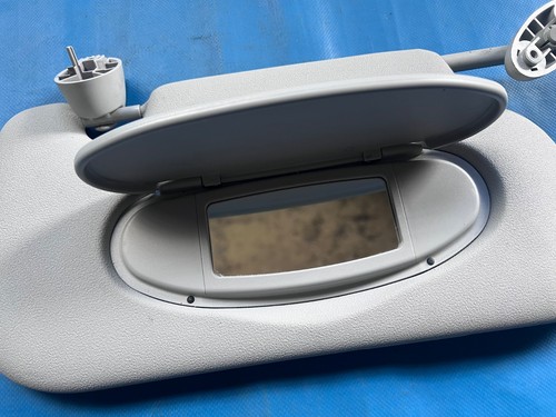 2007 - 2010 Mini One/Cooper/S Right Side Light Grey Sun Visor (R55/R56) - Picture 2 of 3