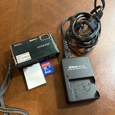 Nikon COOLPIX S52 9MP Digital Camera Green W/ Charger, Battery, & 4GB SD Card