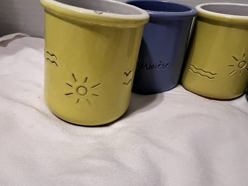 4 La Fermiere Glazed Yogurt Pots YELLOW SUN , AQUA WHALE, & 1 PERIWINKLE BLUE - Picture 3 of 8