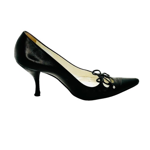Zapatos de tacón alto Dolce Gabbana de cuero negro, 4” con recorte y acento dorado talla 9 - Imagen 2 de 14