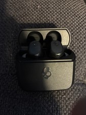 Skullcandy Wireless Earbuds with Charging Case Rd2213