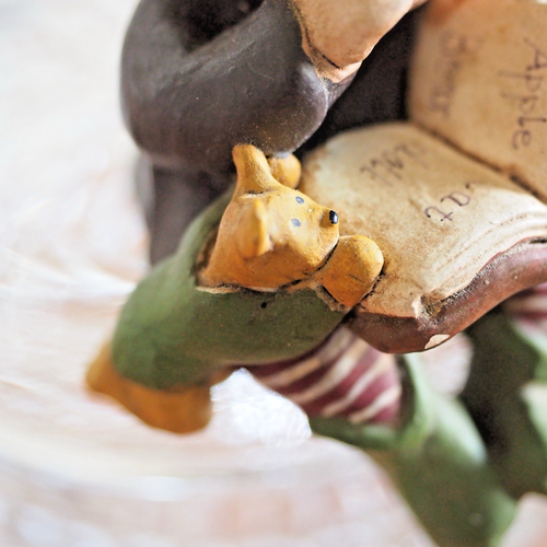 Figura Gnomo Annekabouke De Colección - Diseño "Bear & Me" - Adorno Coleccionable - Imagen 14 de 22