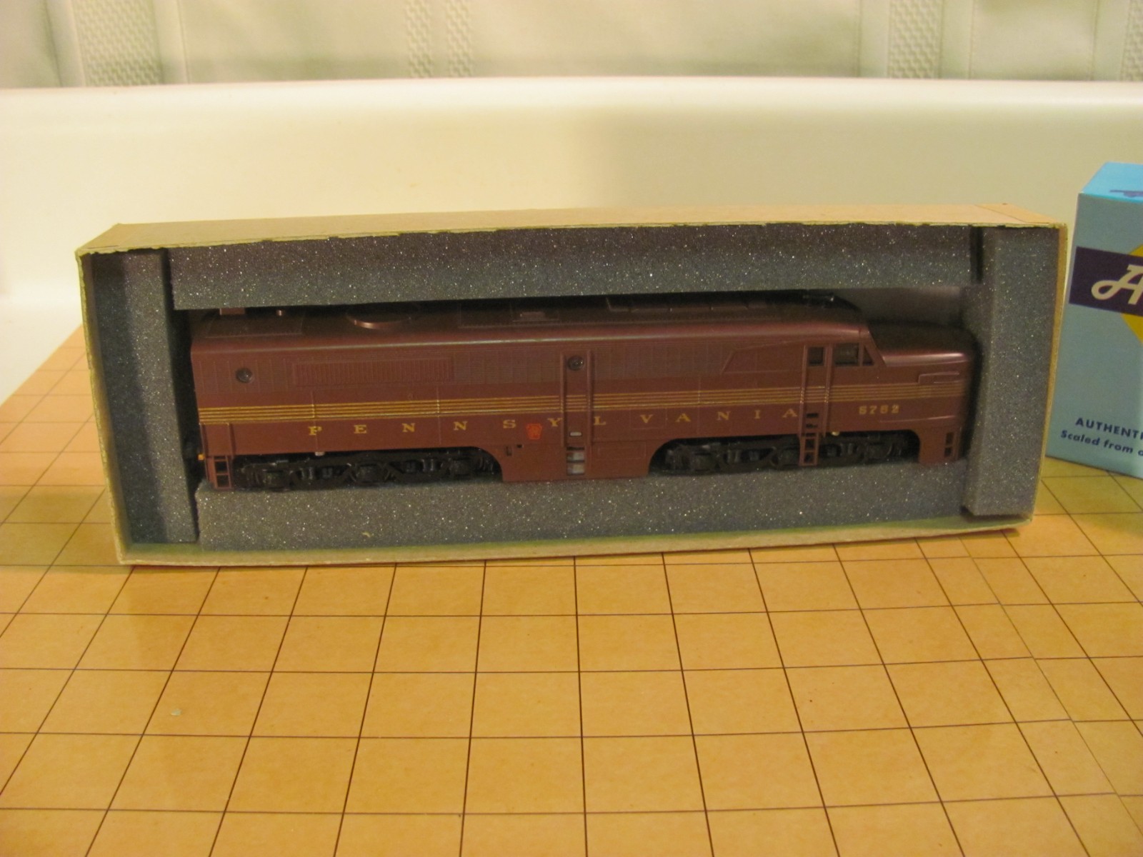 Picture 2 of 7