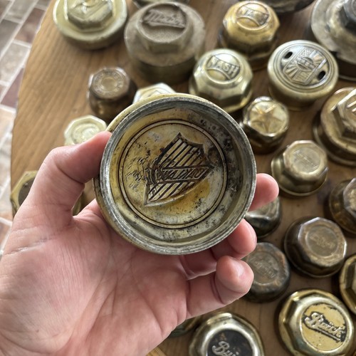 Huge Lot Of 42 1900-1930s Brass And Aluminum Screw On Hubcaps Grease Covers Rare - Picture 19 of 21