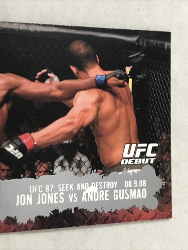 Carta Debutto Jon Jones 2009 Topps UFC Round 2 #101 MMA CAPRA RC NUOVA DI ZECCA - Foto 5 di 8