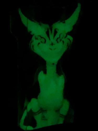 American Mcgee's Alice and the Cheshire Cat Figure variante Glow in the dark RARO - Foto 3 di 8
