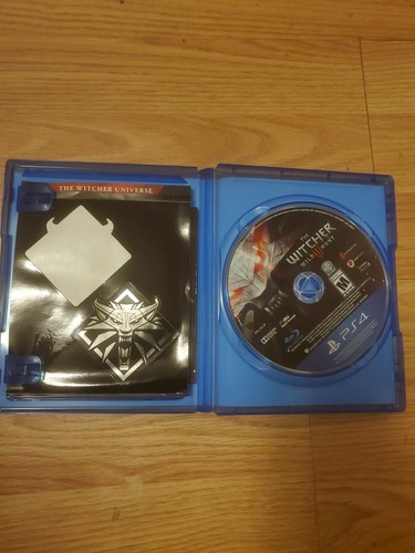 PS4 THE WITCHER 3 - Foto 2 di 2