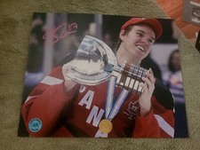 CONNOR MCDAVID TEAM CANADA AUTOGRAPH PHOTO A.J. SPORTS COA EDMONTON NHL HOCKEY 