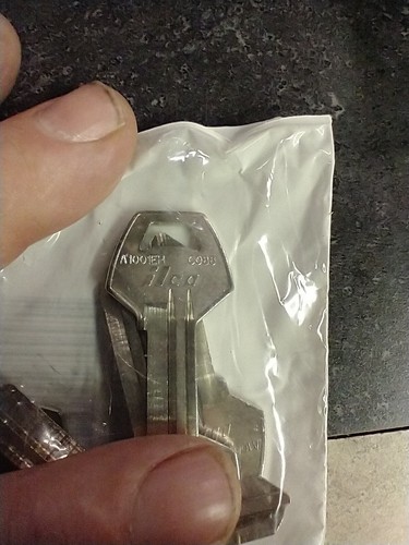 Llave en blanco Ilco & US CO88 (EN HABITACIÓN EBAY 2) - Imagen 4 de 4