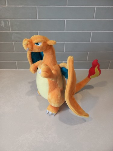 Pokemon Center Charizard soft plush toy 2015 Nintendo 23cm Approx Poseable Wings - Picture 5 of 16