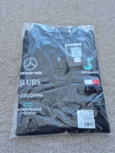 OFFICIAL MERCEDES PETRONAS F1 TEAM MERCHANDISE MENS S DRIVER T-SHIRT FORMULA 1 - Picture 2 of 9