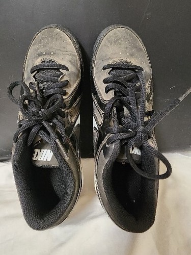 Nike Jugend Jungen/Mädchen geformte Baseball Stollen Größe: 3,5 gebraucht - Bild 1 von 7
