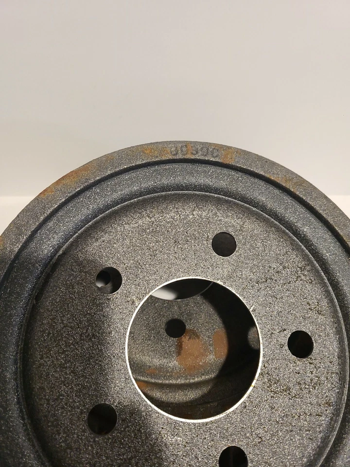 Tambores y zapatas de freno para 94-04 Oldsmobile Silhouette Foto 2 de 4