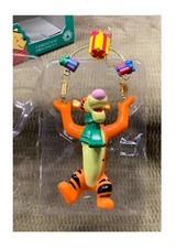 VINTAGE WINNIE THE POOH'S FRIEND NAMED "TIGGER" CHRISTMAS ORNAMENT/DECOR