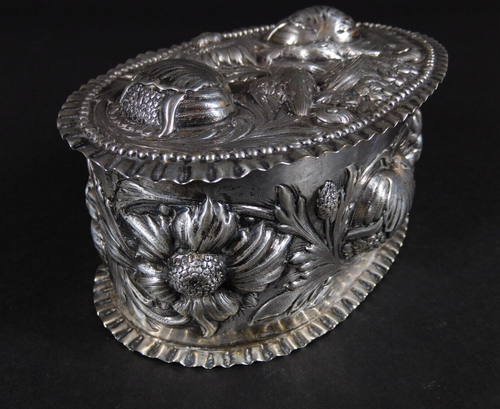 Antique Storck & Sinsheimer Hanau Repousse Silver Box Bird Nest Flowers 10.6 ozt - Picture 2 of 8
