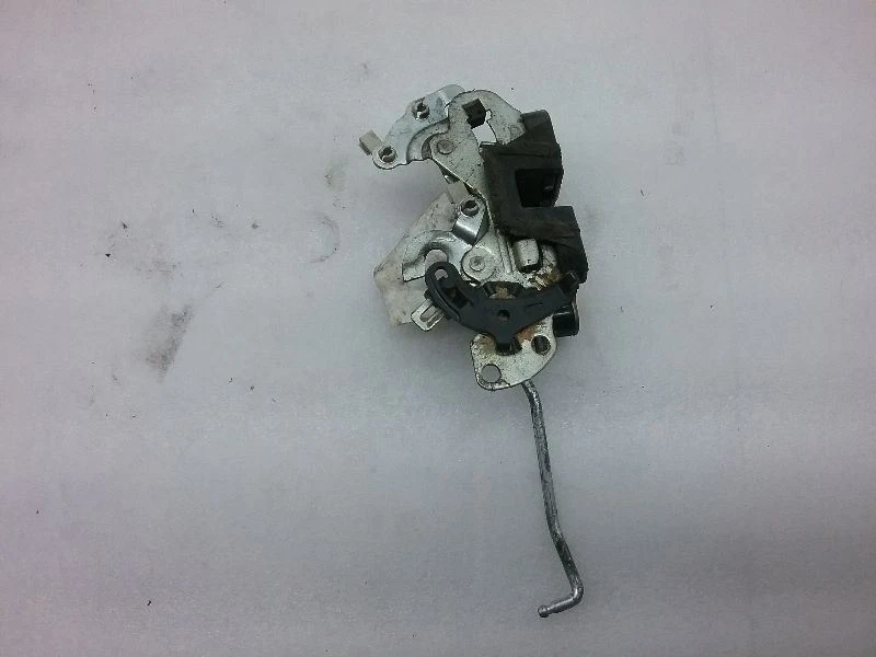 Привод замка передней двери правого пассажира R/F 1999 ISUZU TROOPER uS-44M - Изображение 2 из 4