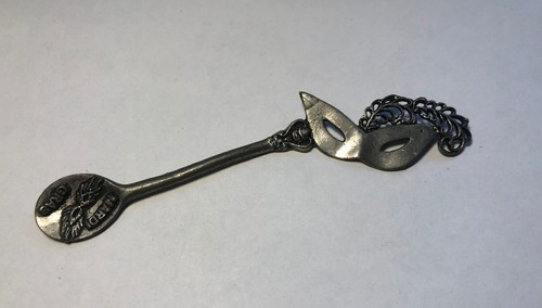 Rare vintage Mardi Gras souvenir spoon - Picture 2 of 16