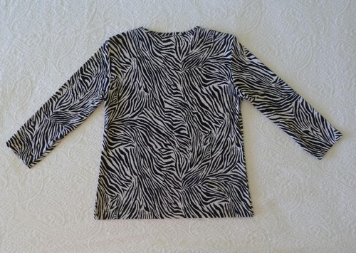 RARE 2-pc Chicos Travelers Knit B&W Zebra 3/4-Slv Top & Flared Skirt 1 S M EUC - Picture 12 of 21