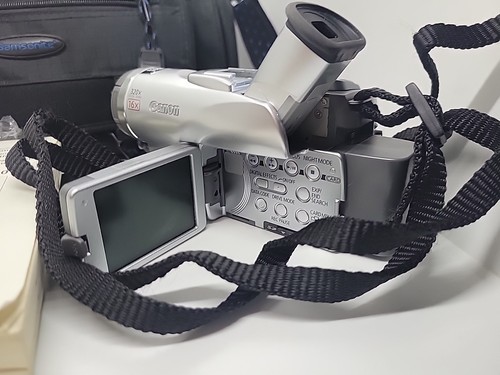 Canon ELURA 65 Digital Video Camcorder Please Read - Picture 6 of 8