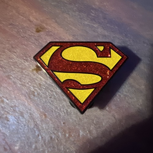 SDCC 2025 FiGPiN DC Symbol of Hope Glitter Superman Mystery Pin Hyper Rare Y707