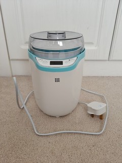 Lakeland Multi Yoghurt and Soft Cheese Maker