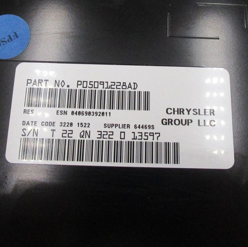 2007-2014 Chrysler Dodge Jeep Radio AM/FM CD Player Aux Input Single Disc OEM - Picture 5 of 6
