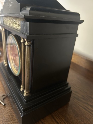 Beautiful 19th Century Victorian Slate Mantle Clock In Working Order  - Imagen 8 de 14