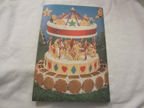 Vintage 1957 Betty Crocker's Cooky Carnival Cookbook, Crocker Cookie Gold Medal - Imagen 3 de 3