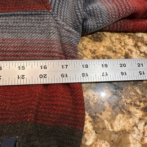 Cinch Striped Quarter Button Pullover in a Youth Size Medium 10 - Picture 6 of 6
