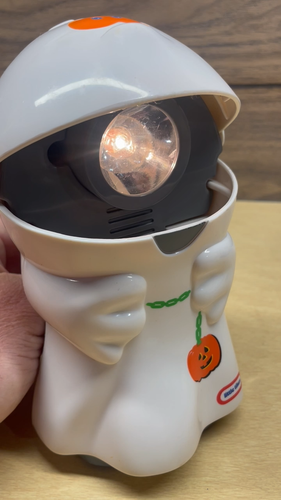 Little Tikes Scream Beams Halloween Geist Taschenlampe mit Sound 7" groß getestet - Video 1 von 1