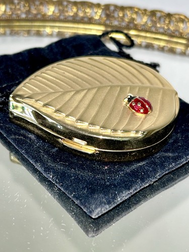 Vintage Estee Lauder Ladybug Gold Lucidity Powder Compact Transparent Med 02 New - Picture 5 of 18