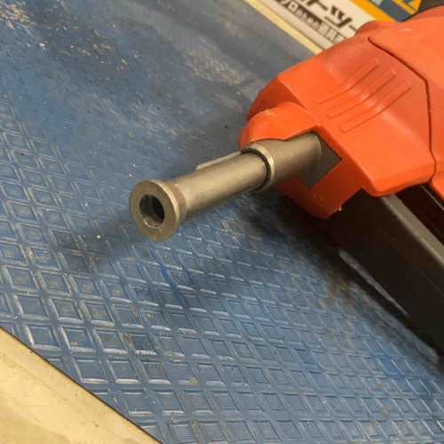 Hilti GX 120-ME Gas Powered Actuated Fastener Nail Gun - Picture 4 of 10