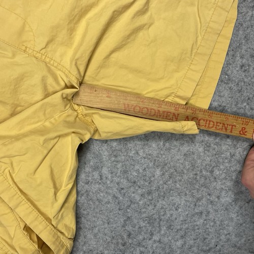 H&M Relaxed Fit Shorts Mens Small Yellow Stretch Waist Casual Short - Picture 4 of 12