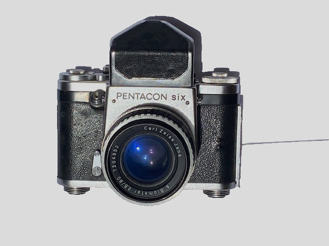 ジャンク　PENTACON siX フィルムカメラ PENTACON SIX 6x6 120 Med-Format Camera and Case | eBay