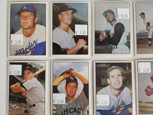 Assorted Lot of (199) 1978 TCMA 60's I Baseball Cards with Hall of Famers Mantle - Picture 3 of 7