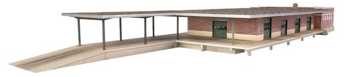 HO Scale Walthers Cornerstone 933-4065 Mid-Century Modern Freight Station Kit - Picture 4 of 5