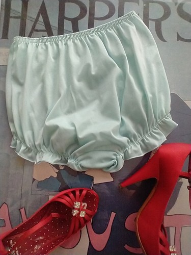 TEXSHEEN vintage 50’s baby blue nylon panties with ruffles - MED size 6 - Bild 4 von 7
